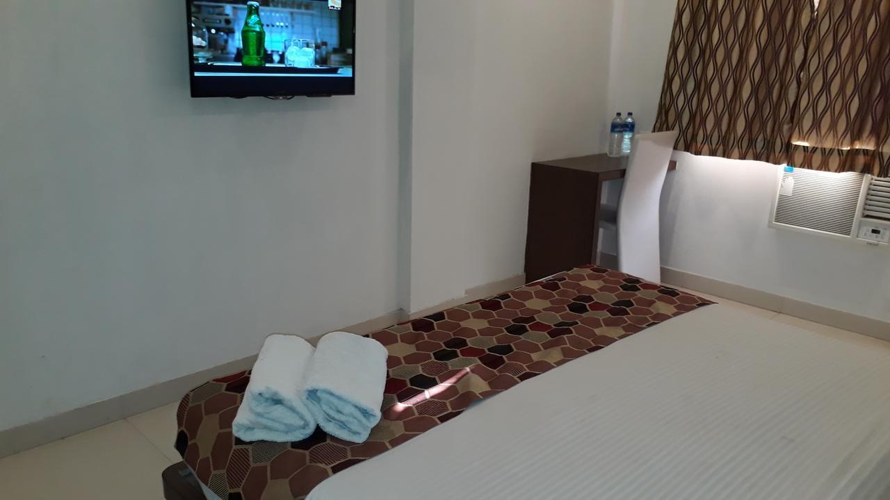 Hotel Delux Inn Agra  Esterno foto