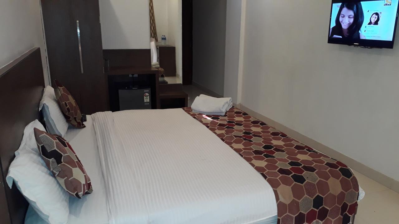 Hotel Delux Inn Agra  Esterno foto